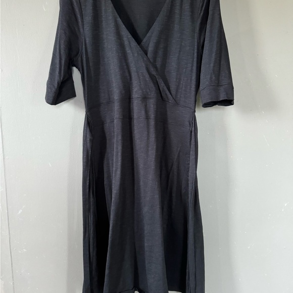 Toad&Co faux wrap style dress, M - Picture 4 of 5